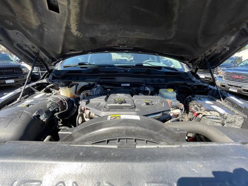 Used 2016 RAM 2500 Tradesman w/ Chrome Appearance Group AWD/4WD image 27