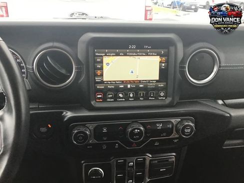 Used 2022 Jeep Wrangler Unlimited Sahara w/ LED Lighting Group AWD/4WD image 15