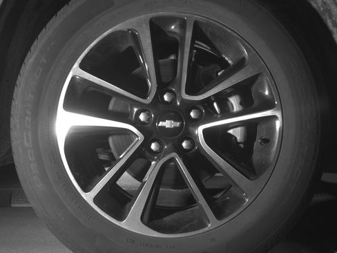 Used 2025 Chevrolet TrailBlazer LT FWD image 13