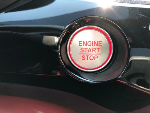 Used 2022 Acura MDX A-Spec image 31