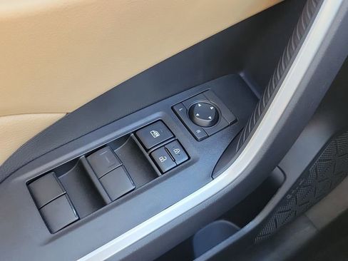 Certified 2025 Toyota RAV4 LE FWD image 19