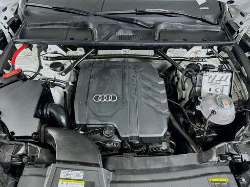 Used 2023 Audi Q5 2.0T Premium Plus w/ Premium Plus Package AWD/4WD image 32