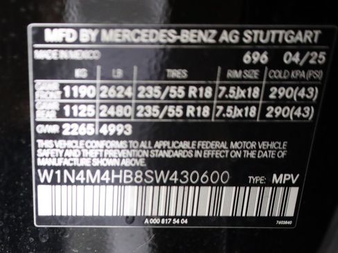 Certified 2025 Mercedes-Benz GLB 250 4MATIC image 76