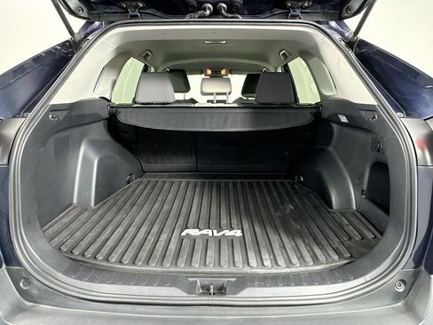 Certified 2021 Toyota RAV4 XLE AWD/4WD image 25