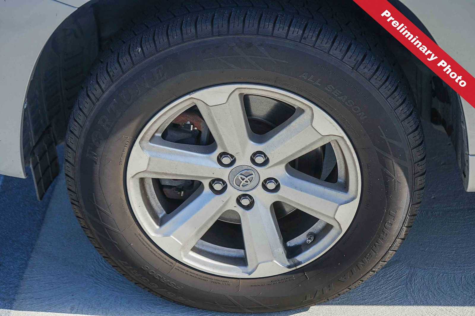 Used 2010 Toyota Highlander 2WD w/ 3rd Row Seat Pkg image 11