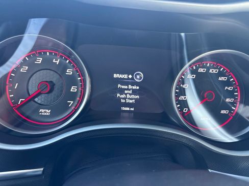 Used 2018 Dodge Charger R/T Scat Pack RWD image 21