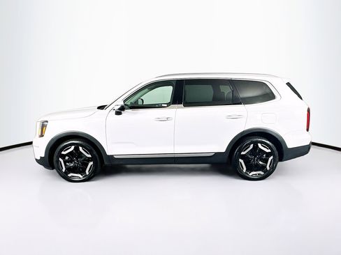 Used 2025 Kia Telluride S AWD/4WD image 4