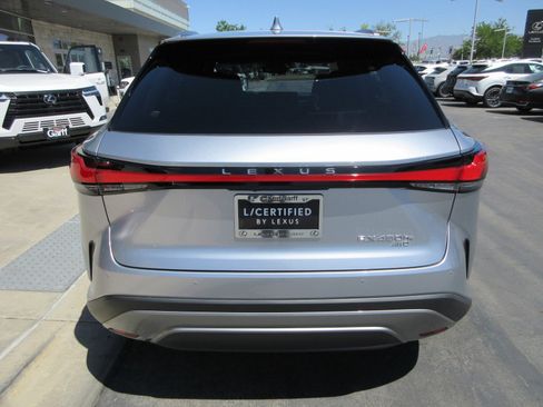 Used 2025 Lexus RX 450h AWD w/ Convenience Package image 7