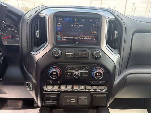 Used 2021 Chevrolet Silverado 1500 LT Trail Boss w/ Convenience Package II image 30