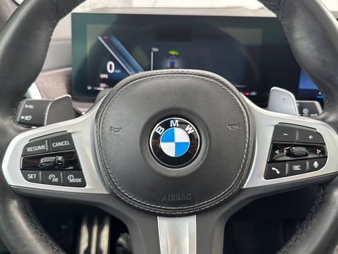 Used 2024 BMW X7 xDrive40i w/ M Sport Package image 24