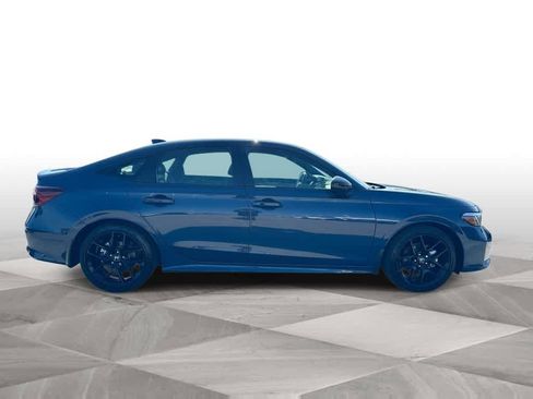 Certified 2025 Honda Civic Sport image 9