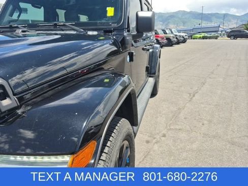 Used 2023 Jeep Wrangler Unlimited Sahara w/ Cold Weather Group AWD/4WD image 10