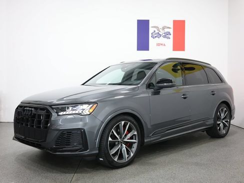 Used 2023 Audi SQ7 Prestige w/ Prestige Package AWD/4WD image 8