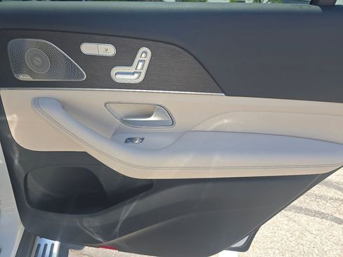 Certified 2025 Mercedes-Benz GLS 450 4MATIC image 24