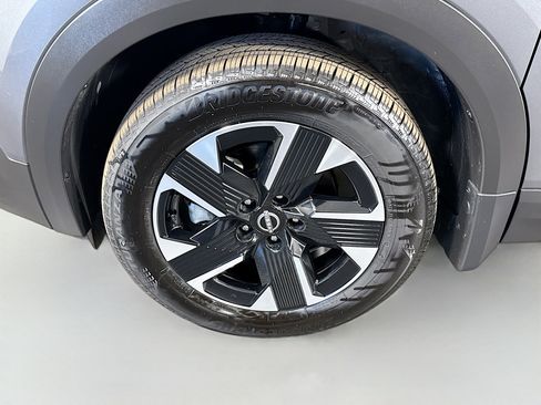 Used 2025 Nissan Kicks SR w/ Interior Electronics Package image 38