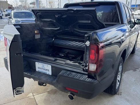 Certified 2025 Honda Ridgeline RTL image 15