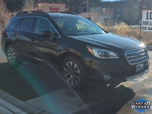 Used 2017 Subaru Outback 3.6R Limited image 11