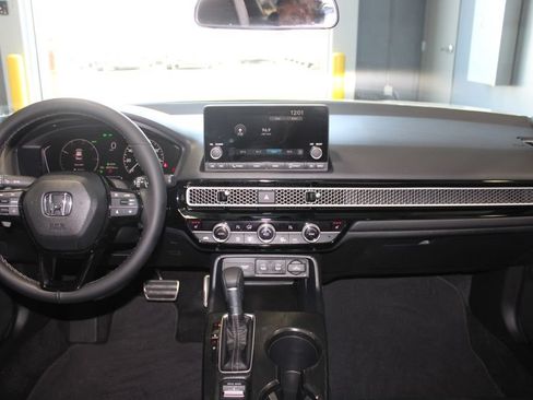 Used 2025 Honda Civic FWD Hybrid Sedan image 14