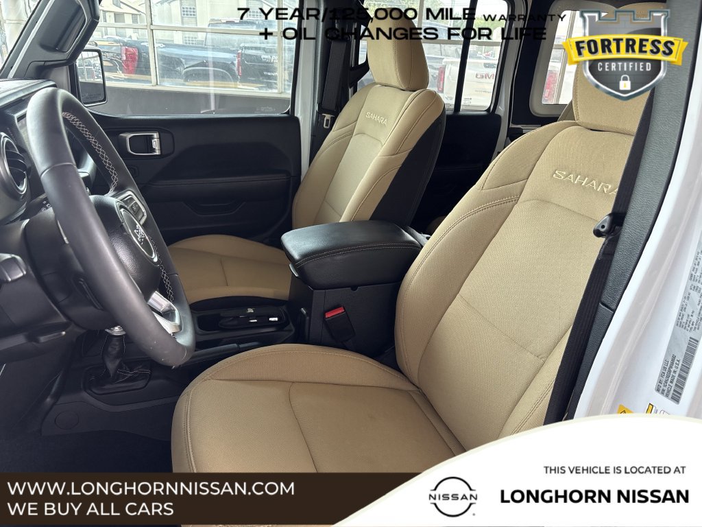 Used 2023 Jeep Wrangler Unlimited Sahara AWD/4WD image 25