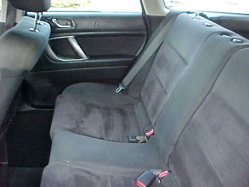 Used 2009 Subaru Outback 2.5i Special Edition image 12