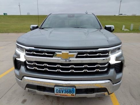 Used 2024 Chevrolet Silverado 1500 LTZ w/ LTZ Convenience Package II AWD/4WD image 8