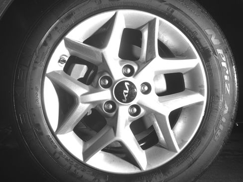 Used 2025 Kia Soul LX w/ LX Technology Package FWD image 12
