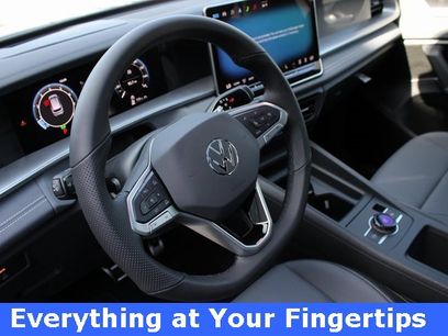 New 2025 Volkswagen Tiguan SE R-Line