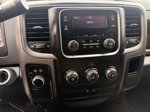 Used 2013 RAM 1500 Express image 16