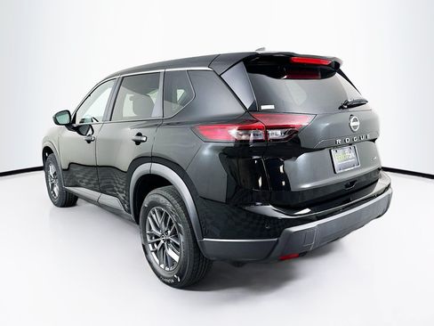 Used 2024 Nissan Rogue S AWD/4WD image 5