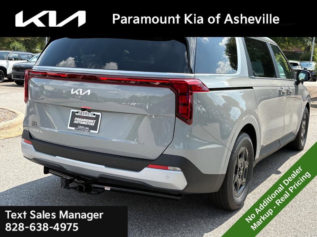New 2027 Kia Carnival FWD image 6