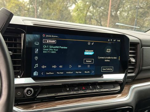 Certified 2024 Chevrolet Silverado 2500 LT w/ Convenience Package image 15