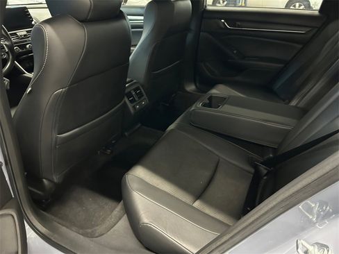 Used 2021 Honda Accord Sport image 18