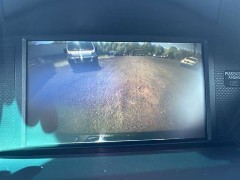 Used 2011 Honda Pilot Touring image 28