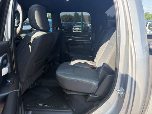 Used 2022 RAM 3500 Big Horn w/ Night Edition AWD/4WD image 15