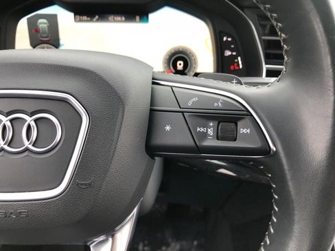 Used 2019 Audi Q8 Premium w/ Convenience Package image 24