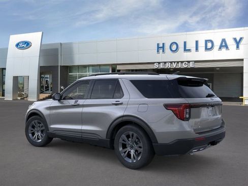 New 2026 Ford Explorer Active w/ Active Comfort Package AWD/4WD image 4