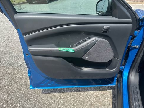 New 2025 Ford Mustang Mach-E Premium image 39