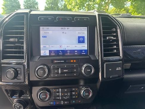 Used 2020 Ford F350 Lariat w/ Lariat Ultimate Package AWD/4WD image 12