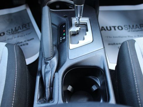 Used 2017 Toyota RAV4 XLE image 24