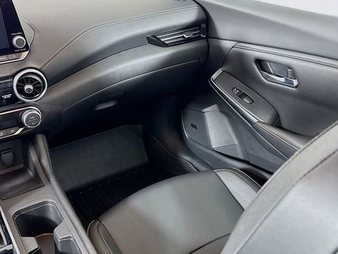 Certified 2023 Nissan Sentra SR w/ SR Premium Package image 25