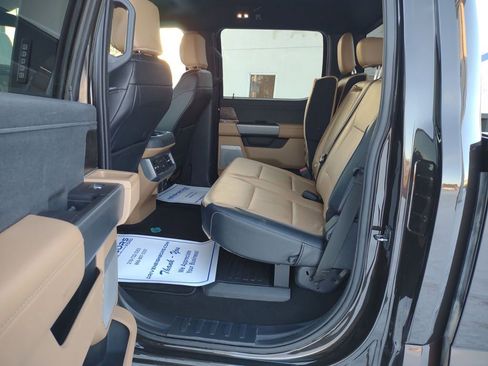 Used 2024 Ford F350 Lariat image 28