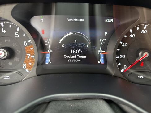 Used 2025 Jeep Compass Limited image 23