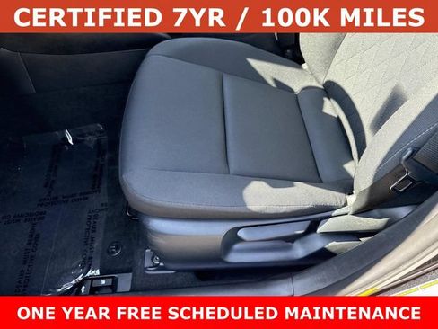 Used 2025 Toyota Corolla LE FWD image 15