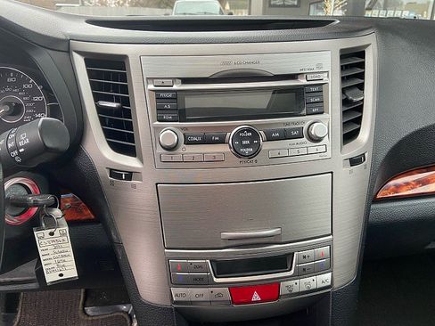 Used 2011 Subaru Outback 2.5i Limited w/ PWR Moonroof Pkg image 14