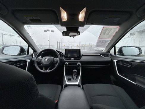 Certified 2022 Toyota RAV4 LE image 17