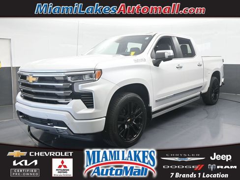 Used 2025 Chevrolet Silverado 1500 High Country w/ Technology Package image 1