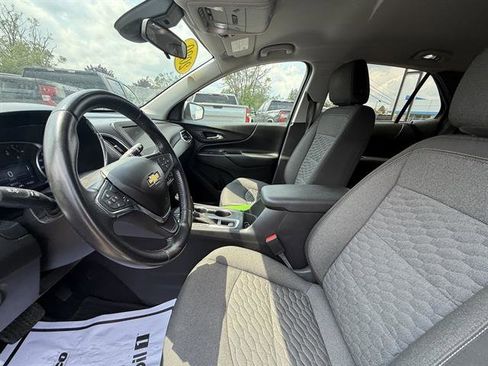 Used 2020 Chevrolet Equinox LT image 29