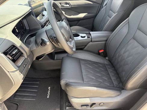 New 2026 Nissan Rogue Platinum w/ Platinum Premium Package AWD/4WD image 20