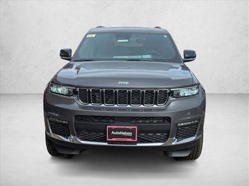 New 2025 Jeep Grand Cherokee L Limited w/ Trailer Tow Package image 5