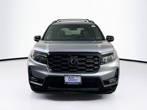 Used 2022 Honda Passport TrailSport image 2